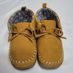 Carters every step toddler shoes